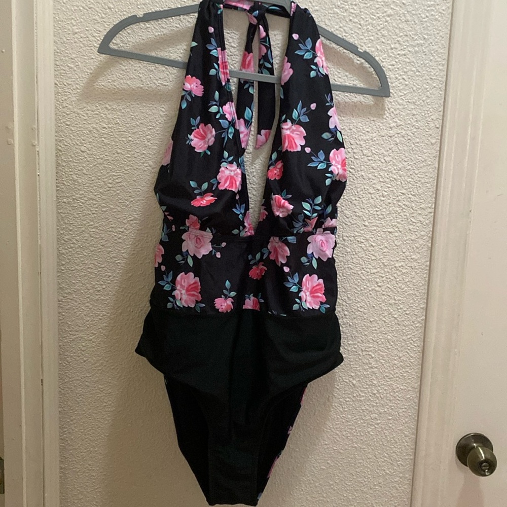 Cute floral bathing suit 3X
